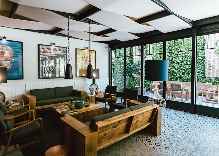 Praktik VinotecaHotel Barcelone